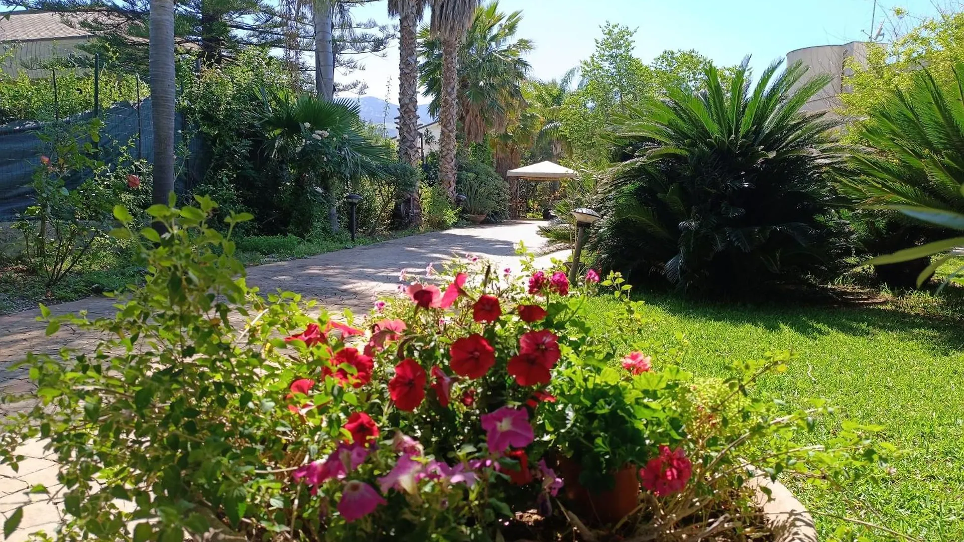 B & B Villa Flora Mondello