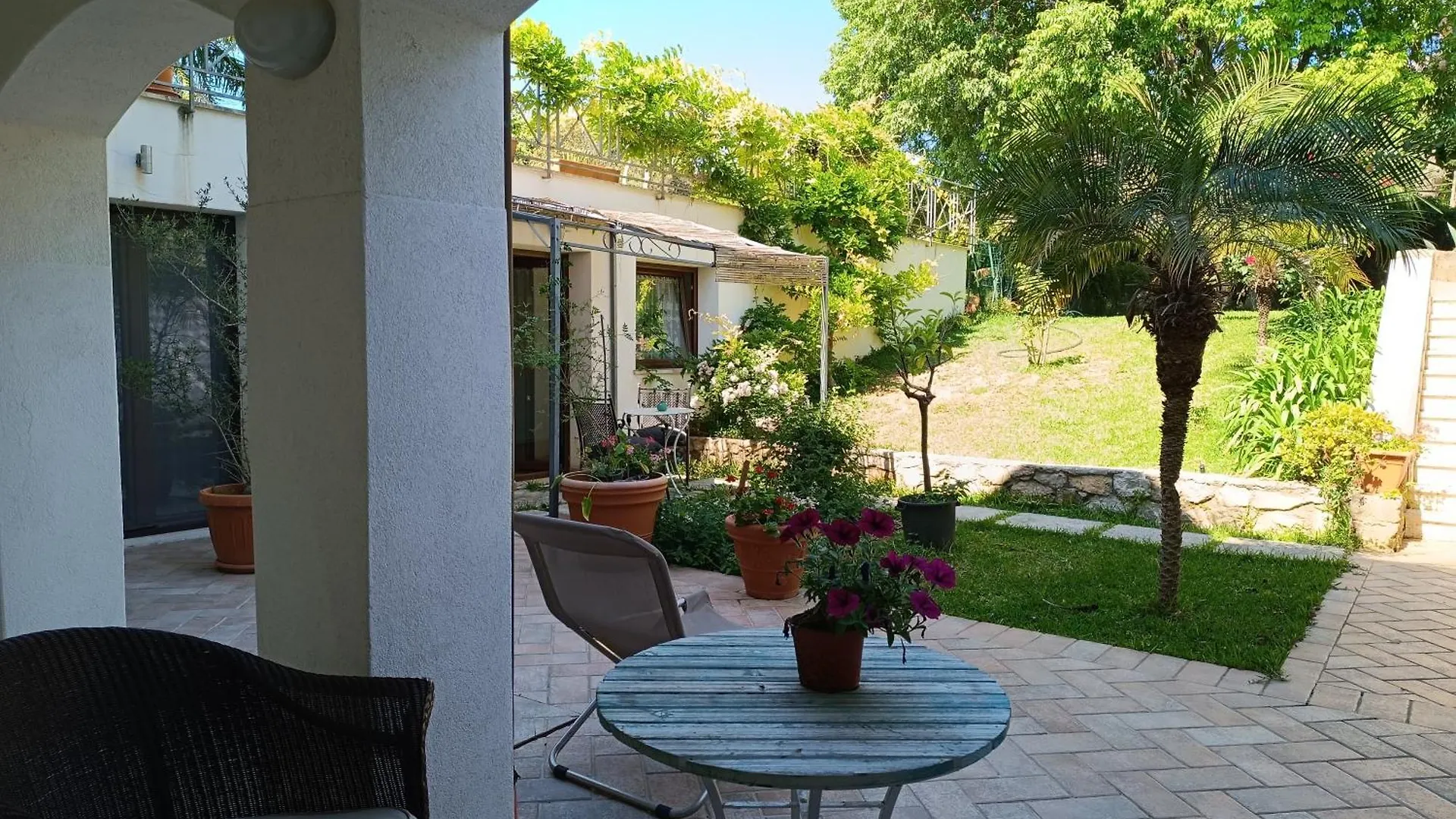 B & B Villa Flora Mondello Itálie