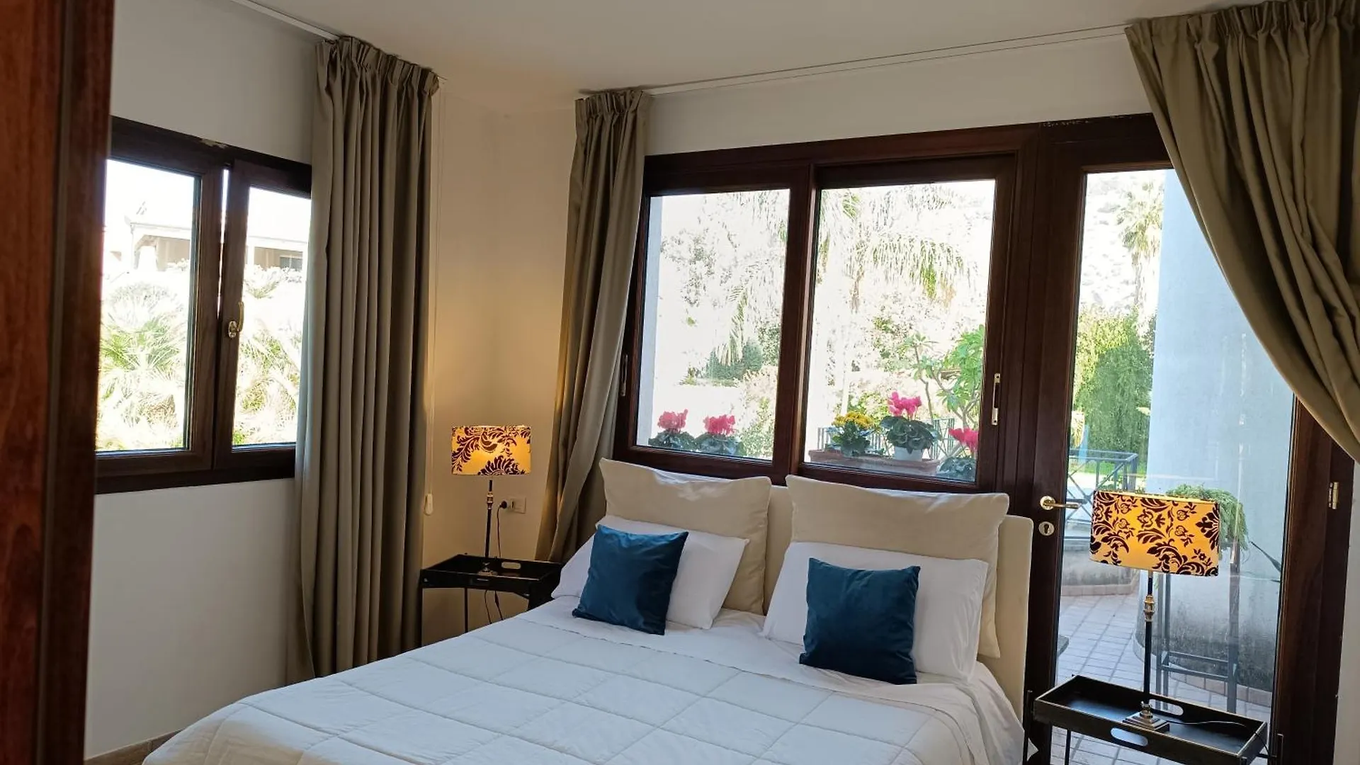 Bed & Breakfast B & B Villa Flora Mondello Itálie
