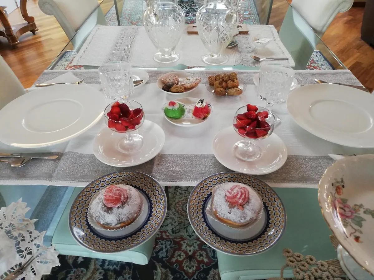 B & B Villa Flora Монделло Отель типа 